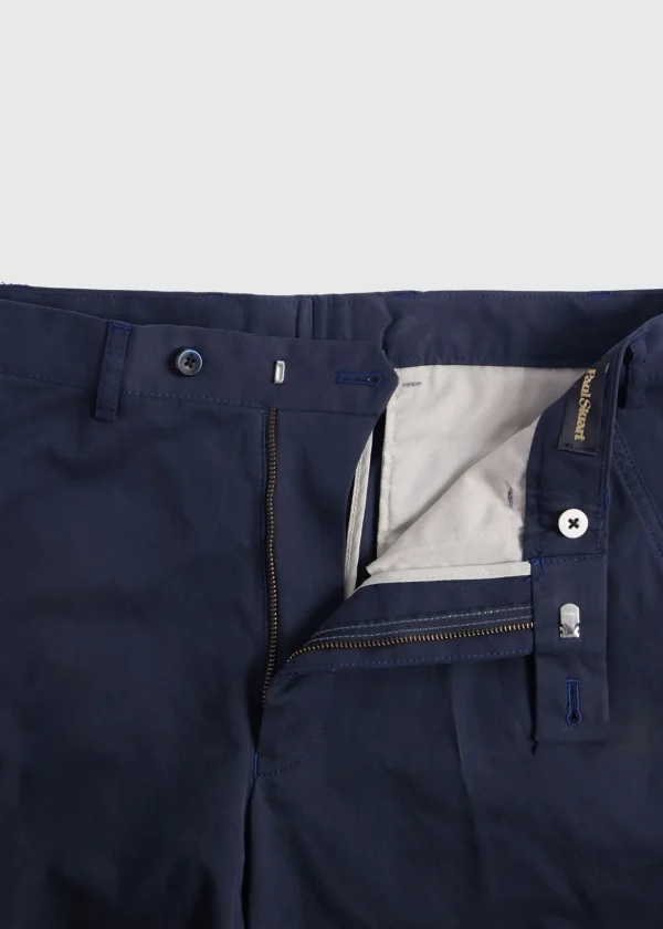 Cotton & Cashmere Bermuda Short