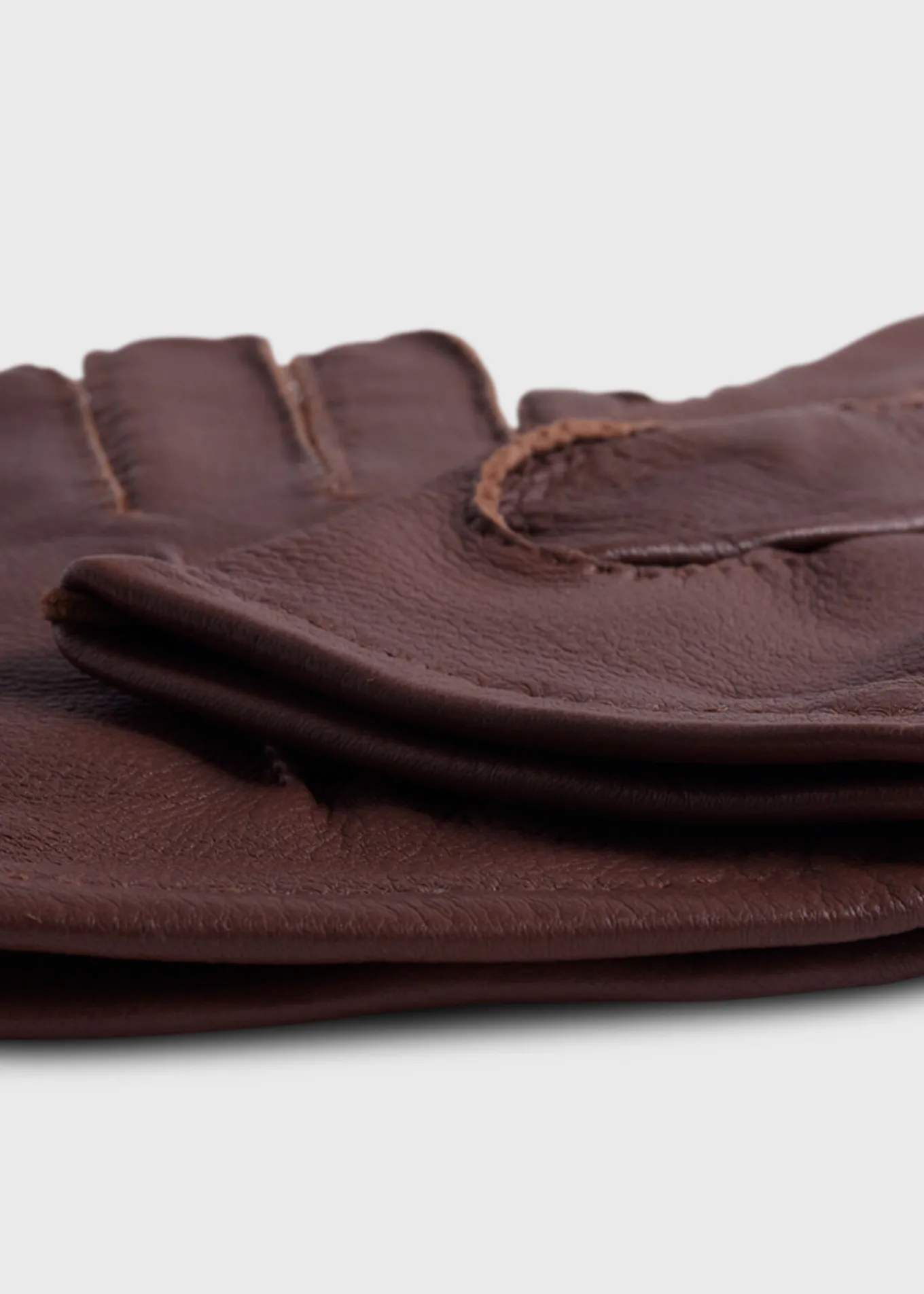 deerskin_glove_1.webp Deerskin Glove