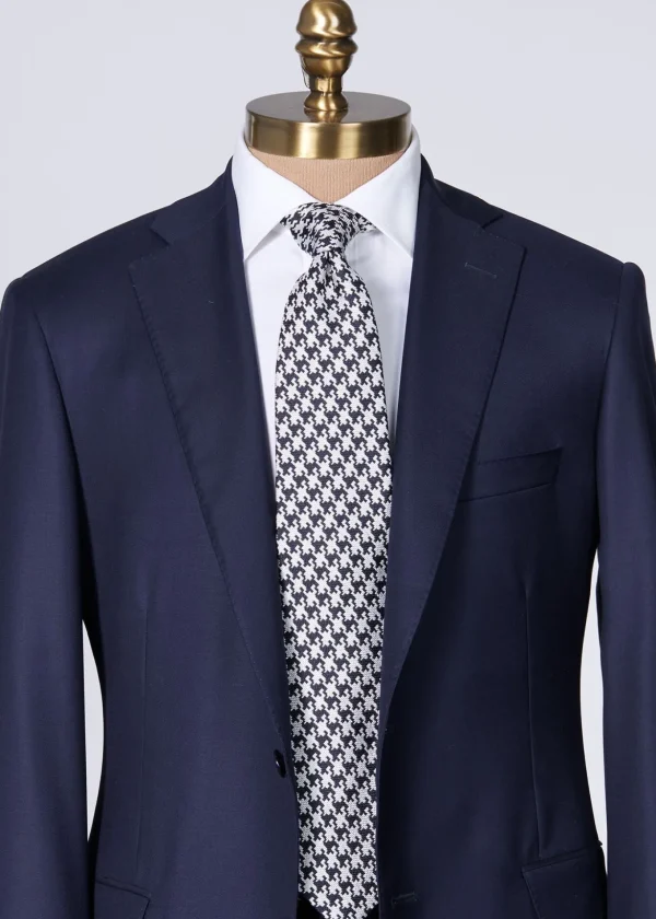 Silk Jacquard Houndstooth Tie