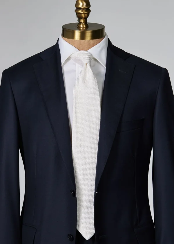 Solid Silk Garza Tie